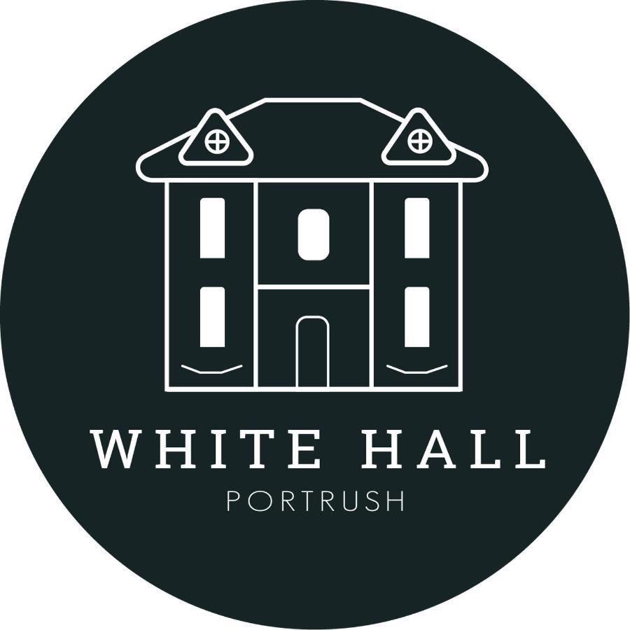 White Hall Портръш Екстериор снимка